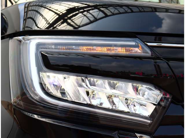 ホンダ Ｎ　ＢＯＸ カスタム ６６０ Ｌ ターボ スタイルプラス ブラック ４ＷＤ R5年 (関東) 99