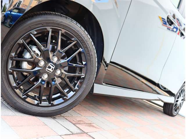 ホンダ Ｎ　ＢＯＸ カスタム ６６０ Ｌ ターボ スタイルプラス ブラック ４ＷＤ R5年 (関東) 99