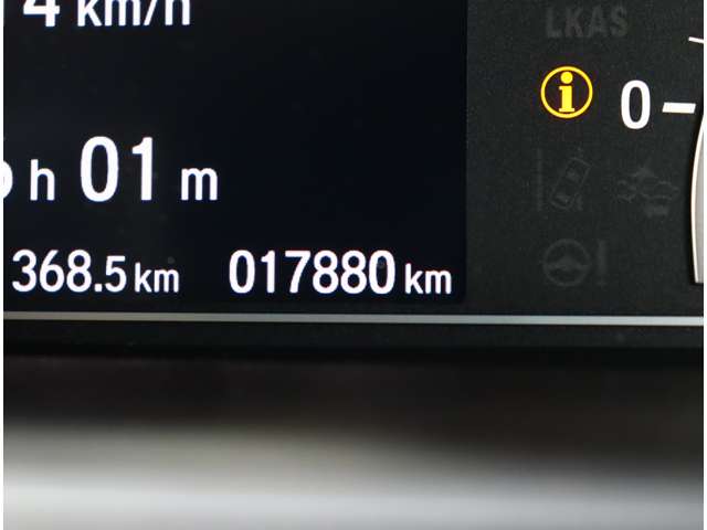 ホンダ Ｎ　ＢＯＸ カスタム ６６０ Ｌ ターボ スタイルプラス ブラック ４ＷＤ R5年 (関東) 99