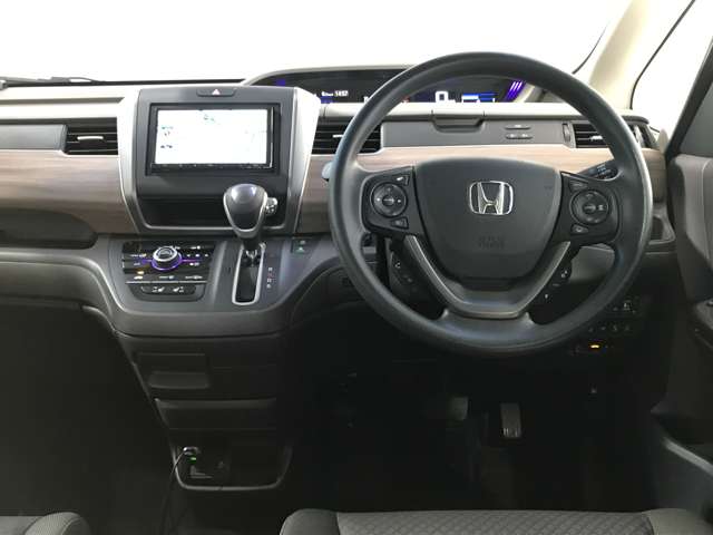 ホンダ フリード １．５ Ｇ ホンダセンシング ４ＷＤ R3年 (北海道) 99