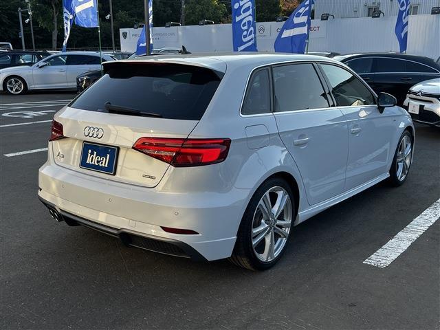 アウディ Ａ３　スポーツバック ４０ ＴＦＳＩ クワトロ スポーツ Ｓラインパッケージ ４ＷＤ R1年 (東北) 99