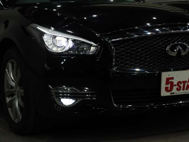 日産 フーガ　ハイブリッド ３．５ ＶＩＰ R1年 (関東) 99