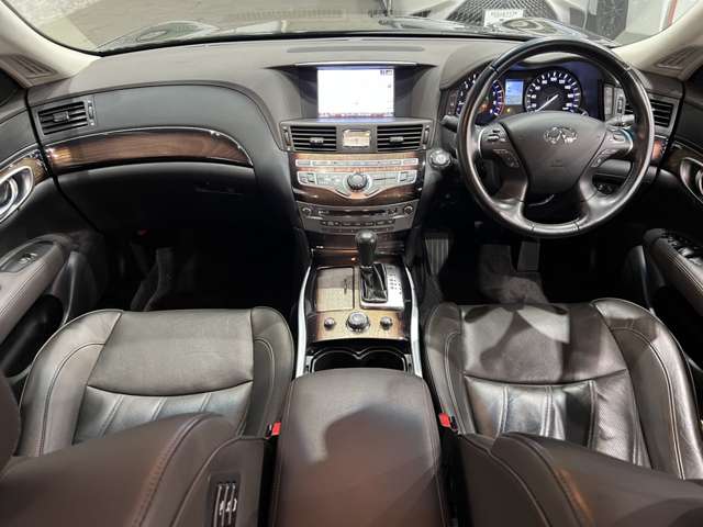 日産 フーガ　ハイブリッド ３．５ ＶＩＰ R1年 (関東) 99