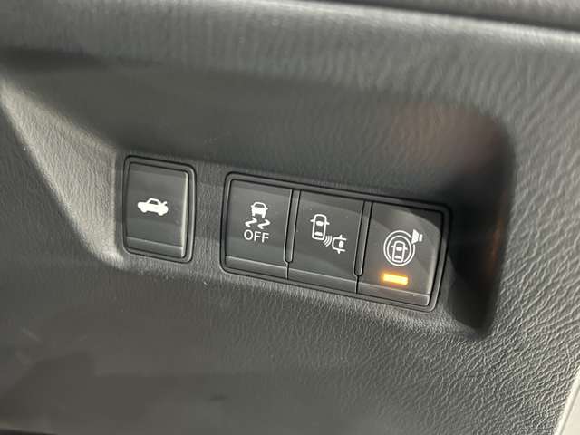 日産 フーガ　ハイブリッド ３．５ ＶＩＰ R1年 (関東) 99