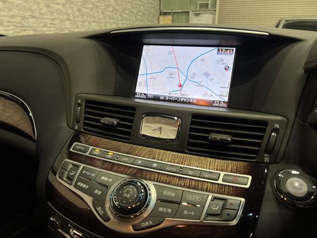 日産 フーガ　ハイブリッド ３．５ ＶＩＰ R1年 (関東) 99