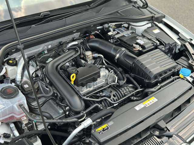 フォルクスワーゲン ゴルフヴァリアント ｅＴＳＩ　アクティブ R5年 (近畿) 99