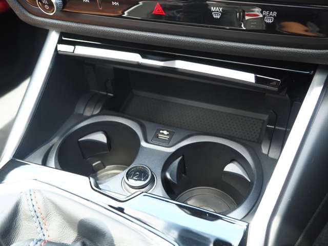 ＢＭＷ Ｍ２クーペ ３．０ R5年 (近畿) 99