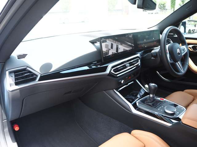 ＢＭＷ Ｍ２クーペ ３．０ R5年 (近畿) 99