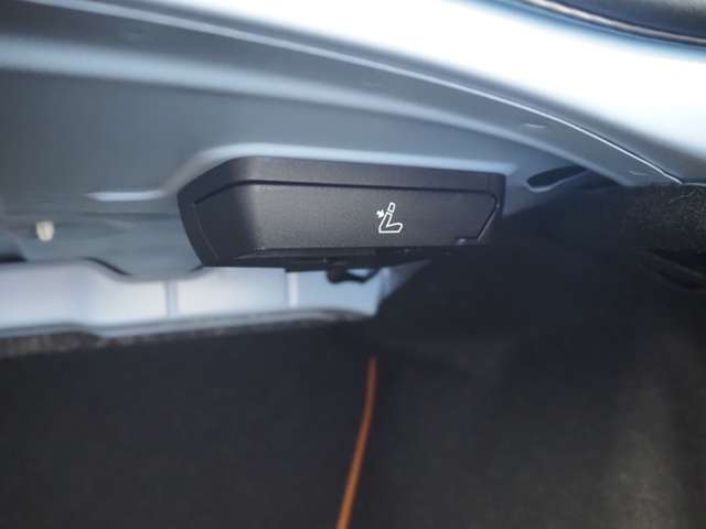 ＢＭＷ Ｍ２クーペ ３．０ R5年 (近畿) 99