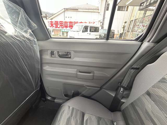 ダイハツ タフト ６６０ Ｇ ダーククロム ベンチャー ４ＷＤ R6年 () 99