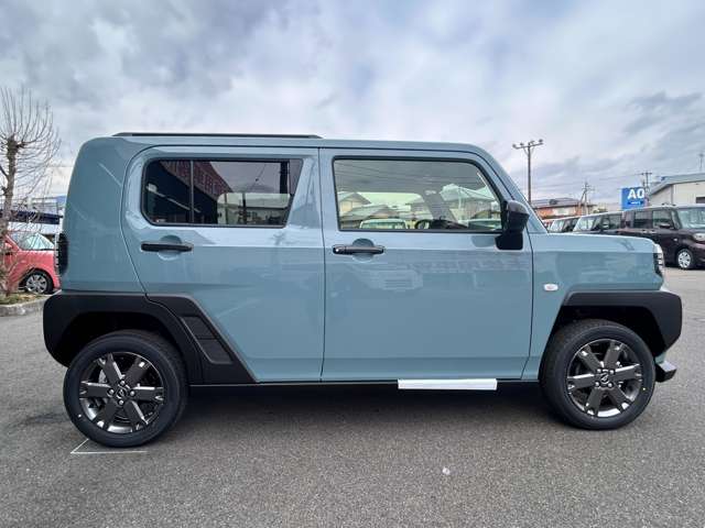 ダイハツ タフト ６６０ Ｇ ダーククロム ベンチャー ４ＷＤ R6年 () 99