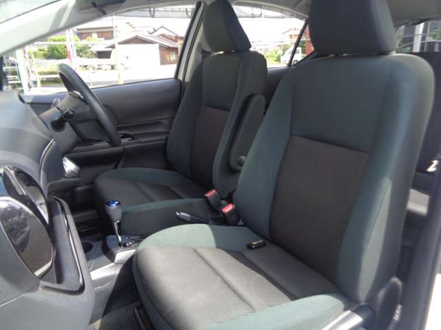 トヨタ アクア １．５ Ｓ スタイルブラック H29年 (中国) 99