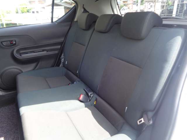 トヨタ アクア １．５ Ｓ スタイルブラック H29年 (中国) 99