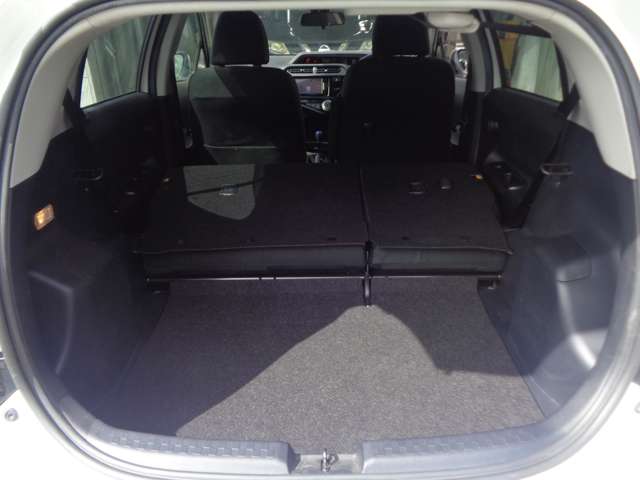 トヨタ アクア １．５ Ｓ スタイルブラック H29年 (中国) 99