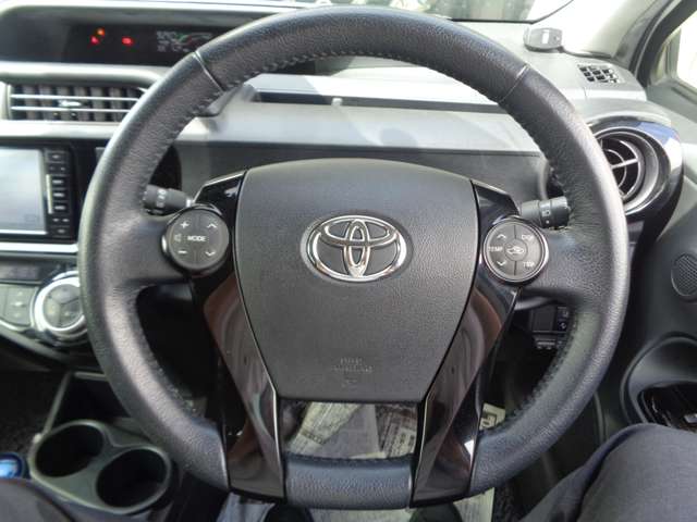 トヨタ アクア １．５ Ｓ スタイルブラック H29年 (中国) 99
