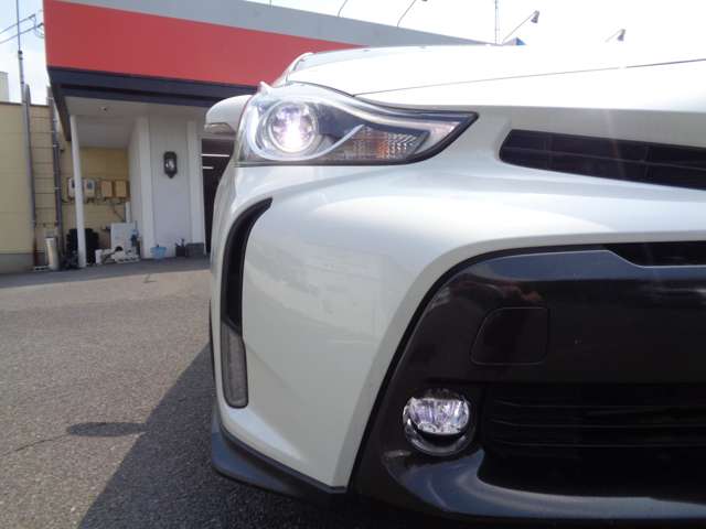 トヨタ プリウスΑ １．８ Ｓ ツーリングセレクション H29年 (中国) 99