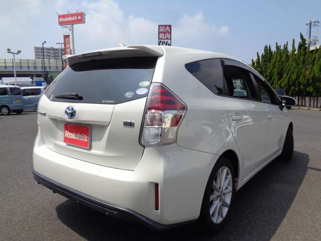 トヨタ プリウスΑ １．８ Ｓ ツーリングセレクション H29年 (中国) 99