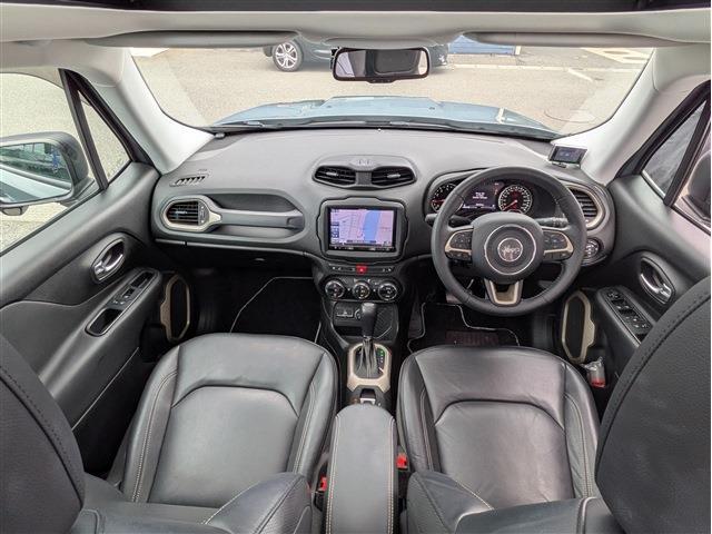 ジープ レネゲード リミテッド H28年 (東北) 99