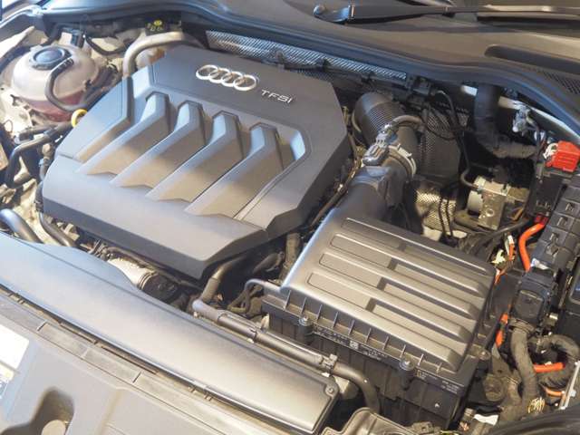 アウディ ＴＴ クーペ ４０ ＴＦＳＩ Ｓラインパッケージ R2年 (近畿) 99
