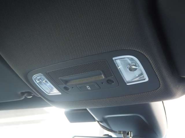 アウディ ＴＴ クーペ ４０ ＴＦＳＩ Ｓラインパッケージ R2年 (近畿) 99