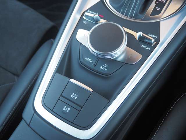 アウディ ＴＴ クーペ ４０ ＴＦＳＩ Ｓラインパッケージ R2年 (近畿) 99