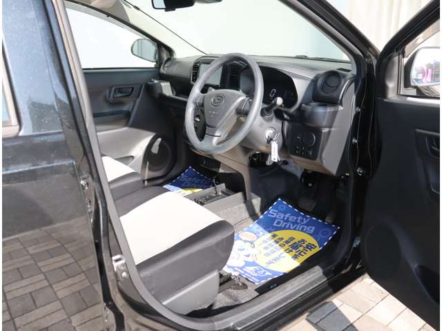 ダイハツ ミラ　イース ６６０ Ｌ ＳＡＩＩＩ R2年 (関東) 99