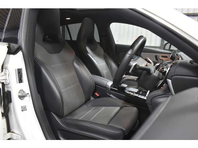 メルセデスベンツ ＣＬＡシューティングブレーク ＣＬＡ２００Ｄ ＡＭＧライン ディーゼルターボ R4年 (関東) 99