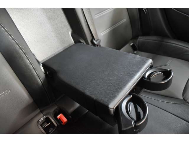 メルセデスベンツ ＣＬＡシューティングブレーク ＣＬＡ２００Ｄ ＡＭＧライン ディーゼルターボ R4年 (関東) 99