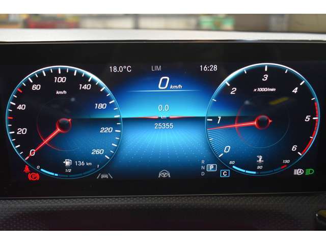 メルセデスベンツ ＣＬＡシューティングブレーク ＣＬＡ２００Ｄ ＡＭＧライン ディーゼルターボ R4年 (関東) 99