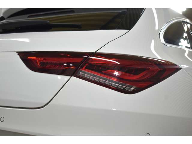 メルセデスベンツ ＣＬＡシューティングブレーク ＣＬＡ２００Ｄ ＡＭＧライン ディーゼルターボ R4年 (関東) 99