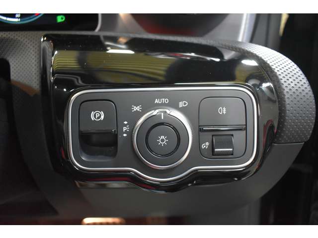 メルセデスベンツ ＣＬＡクラス ＣＬＡ２００Ｄ ＡＭＧライン ディーゼルターボ R2年 (関東) 99