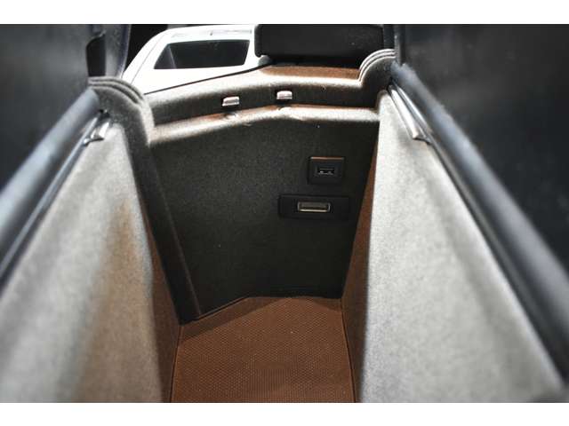 メルセデスベンツ ＧＬクラス ＧＬ３５０ ブルーテック ４マチック レザーエクスクルーシブパッケージ ４ＷＤ H28年 (関東) 99