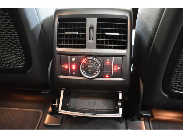 メルセデスベンツ ＧＬクラス ＧＬ３５０ ブルーテック ４マチック レザーエクスクルーシブパッケージ ４ＷＤ H28年 (関東) 99