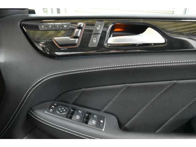 メルセデスベンツ ＧＬクラス ＧＬ３５０ ブルーテック ４マチック レザーエクスクルーシブパッケージ ４ＷＤ H28年 (関東) 99