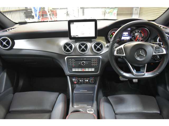 メルセデスベンツ ＣＬＡクラス ＣＬＡ１８０　スポーツ H28年 (関東) 99