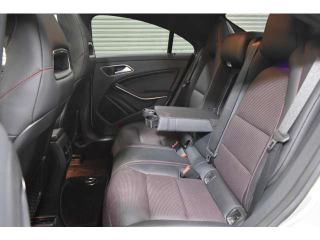 メルセデスベンツ ＣＬＡクラス ＣＬＡ１８０　スポーツ H28年 (関東) 99