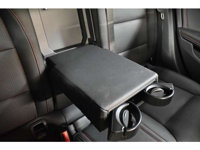 メルセデスベンツ ＣＬＡクラス ＣＬＡ１８０　スポーツ H28年 (関東) 99