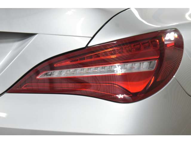 メルセデスベンツ ＣＬＡクラス ＣＬＡ１８０　スポーツ H28年 (関東) 99