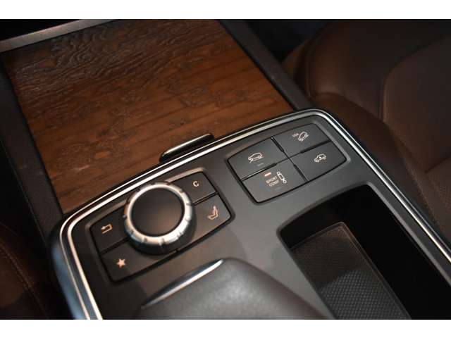 メルセデスベンツ ＧＬクラス ＧＬ５５０ ４マチック ＡＭＧエクスクルーシブパッケージ ４ＷＤ H27年 (関東) 99