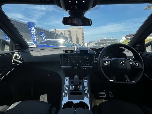 シトロエン ＤＳ７ オペラ Ｅ－ＴＥＮＳＥ ４×４ ４ＷＤ R6年 (東北) 99