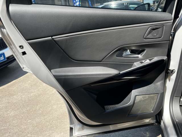 シトロエン ＤＳ７ オペラ Ｅ－ＴＥＮＳＥ ４×４ ４ＷＤ R6年 (東北) 99