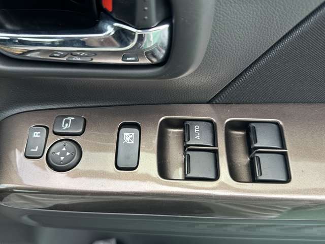 スズキ ワゴンＲ ６６０ カスタムＺ ハイブリッド ＺＸ アップグレードパッケージ装着車 R7年 (東海) 99