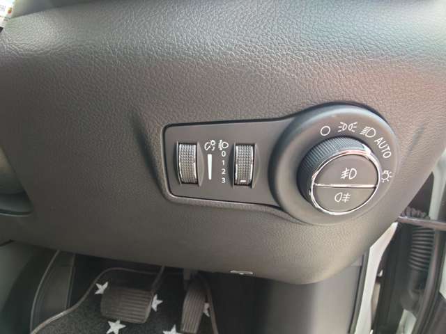 ジープ コンパス ロンジチュード R4年 (中国) 99