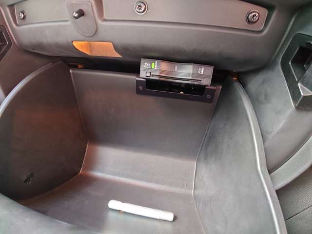 ジープ コンパス ロンジチュード R4年 (中国) 99