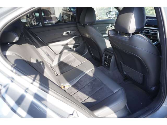 ＢＭＷ ３シリーズ ３２０Ｄ Ｘドライブ Ｍスポーツ ディーゼルターボ ４ＷＤ R5年 (近畿) 99