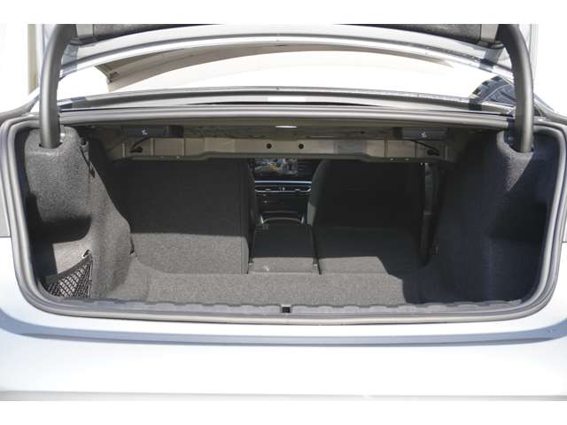 ＢＭＷ ３シリーズ ３２０Ｄ Ｘドライブ Ｍスポーツ ディーゼルターボ ４ＷＤ R5年 (近畿) 99