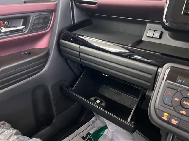 スズキ スペーシア ６６０ カスタム ハイブリッド ＸＳ ４ＷＤ R6年 (北海道) 99