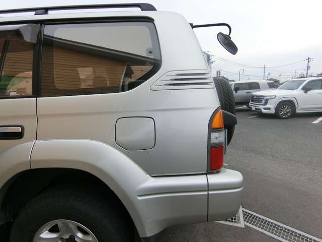 トヨタ ランドクルーザープラド ３．０ ＴＸ ディーゼルターボ ４ＷＤ H11年 (中国) 99