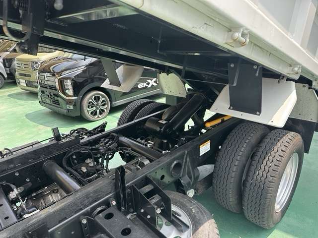 三菱フソウ キャンター ３．０ 強化ダンプ 全低床 ディーゼルターボ R4年 (東海) 99