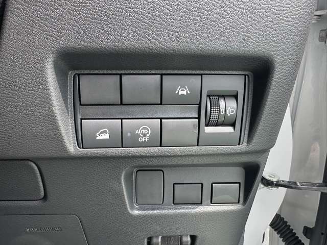 三菱 ｅＫクロス　スペース ６６０ Ｍ R5年 (東海) 99